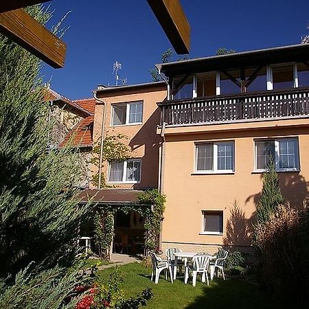 V Aleji - Ubytovani V Soukromi Valtice Exterior foto